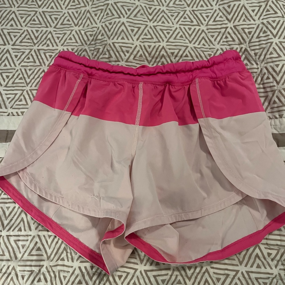 Lululemon shorts size 6